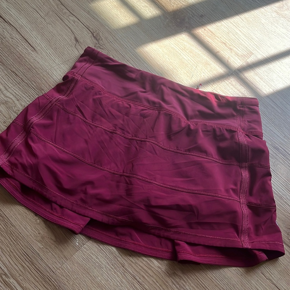 red lululemon tennis skirt
